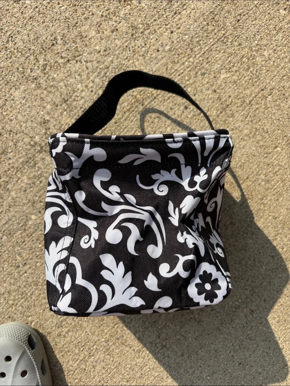 thirty-one Black & White Scroll Tote